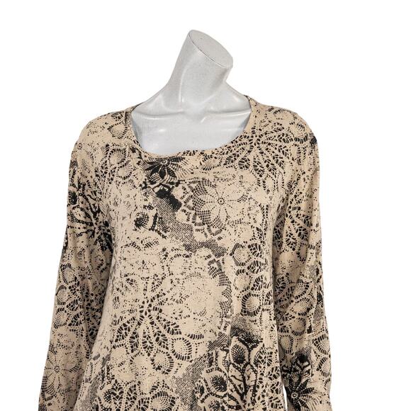 Peruvian Connection Crew Pullover Tunic Blouse in Floral Print Size Medium - Picture 7 of 8